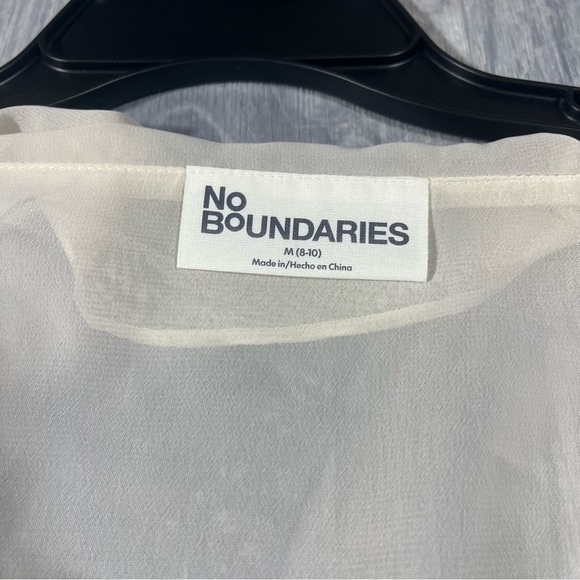 No Boundaries Ivory Ruffle Tie-Front Crop Top  Blouse; Medium, NEW - Picture 5 of 12